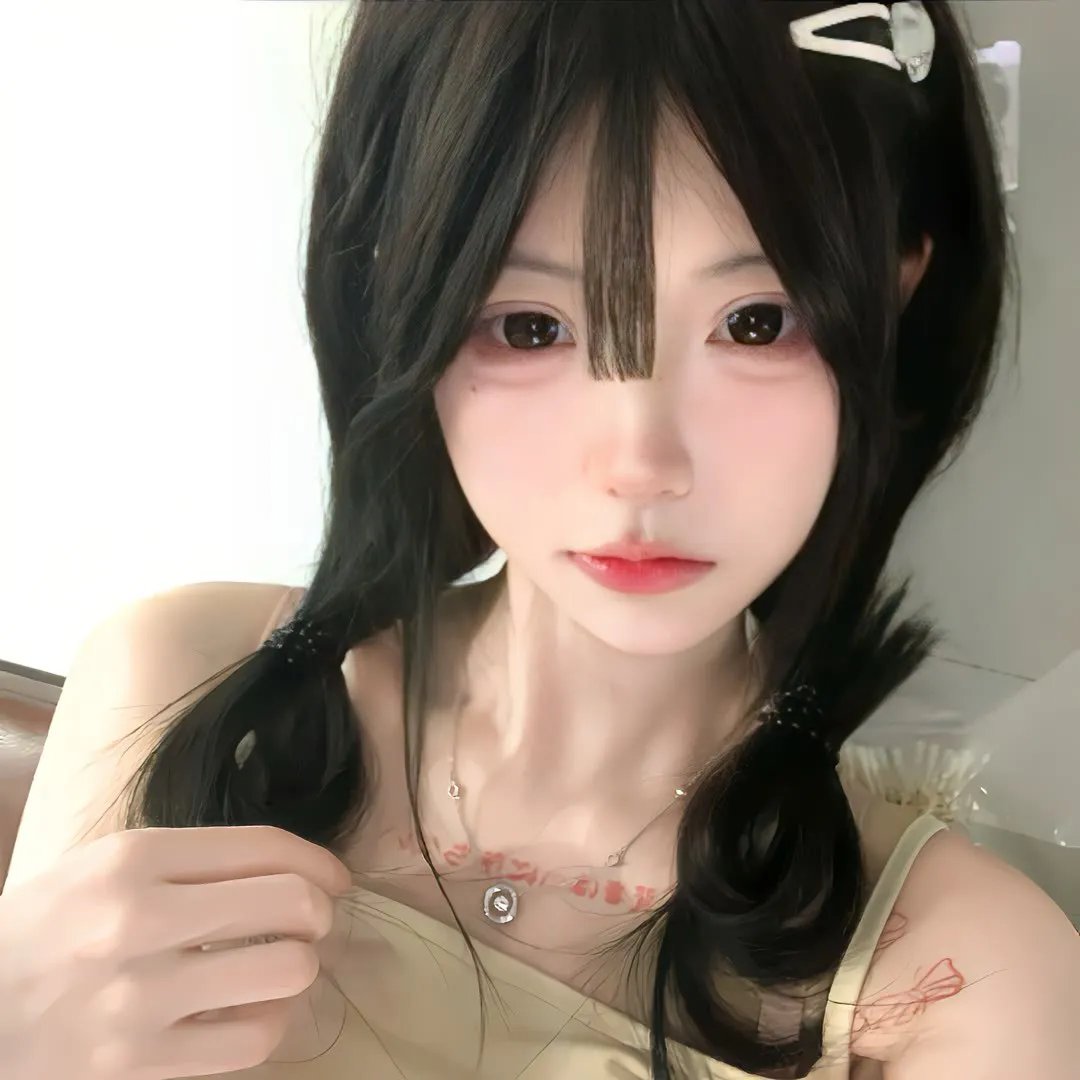 顶流女星表情包火出圈，短时间内内幕曝光，服务器被挤瘫痪